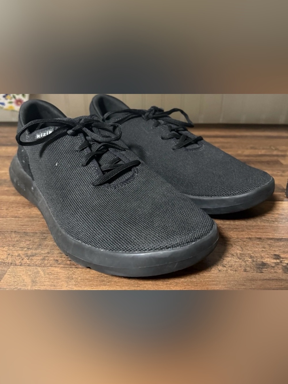 Kizik Madrid Eco Knit Men’s Sneakers Black Breathable Fabric Size 12 Men’s